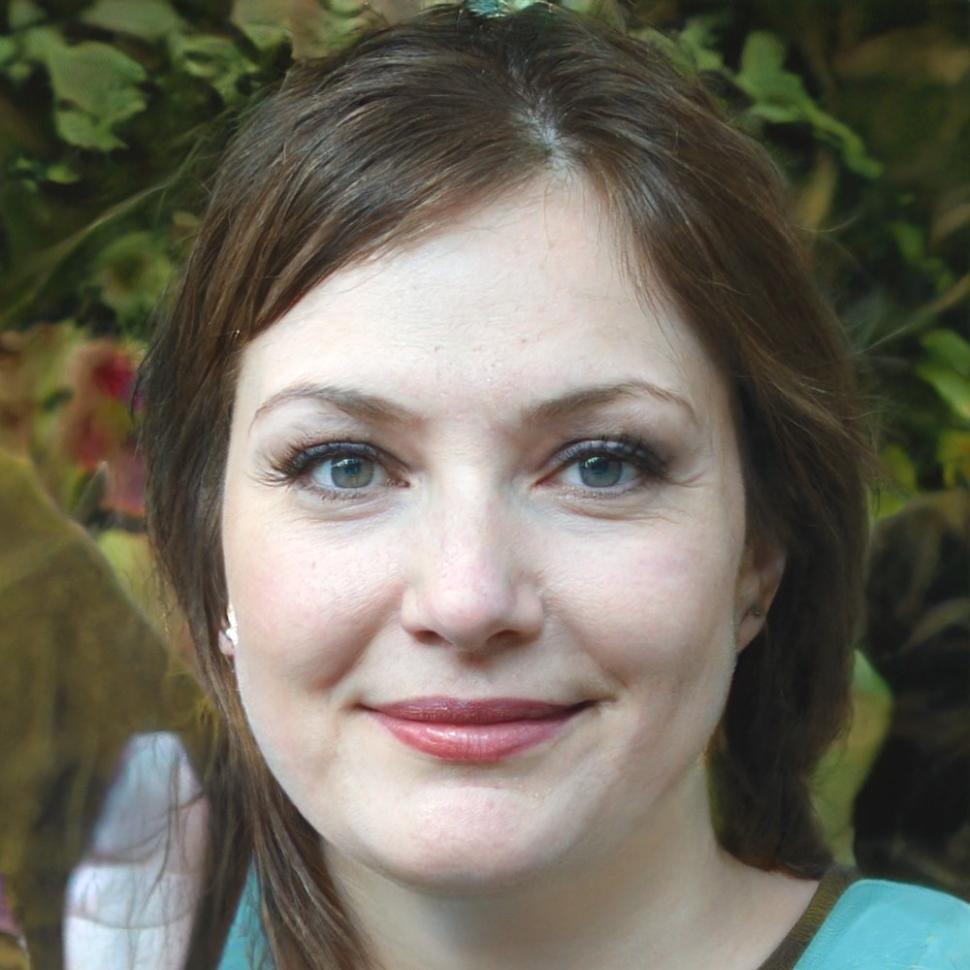 Siobhán Farrell, Lead Advisor at Anavolur